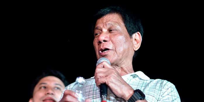 ประธานาธิบดีเก่าฟิลิปปินส์ถูกจับกุม แสดงถึงจุดจบของมรดกที่เป็นเรื่องโต้แย้ง