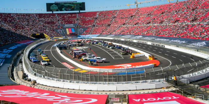 ผลการแข่งขัน NASCAR 2025 Wurth 400: อัตราการชนะ, เวลา, และคำทำนาย