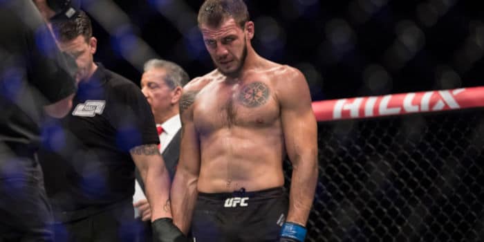 นิกิตา คริลอฟ ปะทะ โดมินิค รีเยส UFC 314 ออด, เวลา, และการพยากรณ์